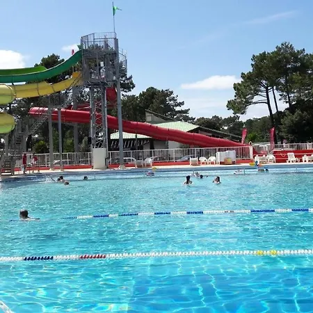 De 3 Avec Vue Sur La Piscine Partagee Et Jardin Clos A A 2 Km De La Semesterbostad Les Mathes