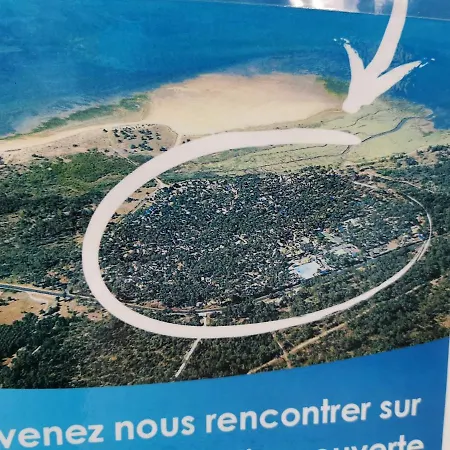 De 3 Avec Vue Sur La Piscine Partagee Et Jardin Clos A A 2 Km De La Semesterbostad
